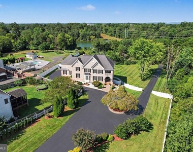 7020 Ordway Road - Photo Thumbnail 10