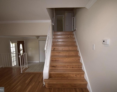 4401 Braeburn Drive - Photo Thumbnail 16