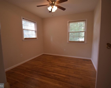 4401 Braeburn Drive - Photo Thumbnail 15