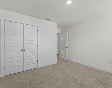 473 Autumn Rain Street - Photo Thumbnail 19