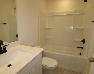 473 Autumn Rain Street - Photo Thumbnail 15