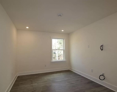 473 Autumn Rain Street - Photo Thumbnail 11