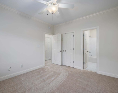 1300 Cameron View Court - Photo Thumbnail 14