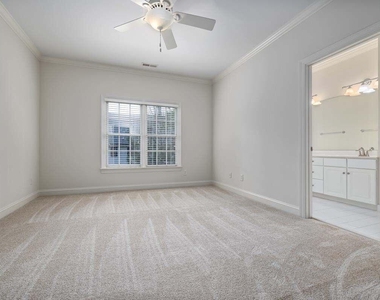 1300 Cameron View Court - Photo Thumbnail 16
