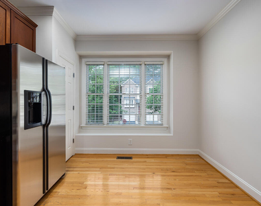 1300 Cameron View Court - Photo Thumbnail 6
