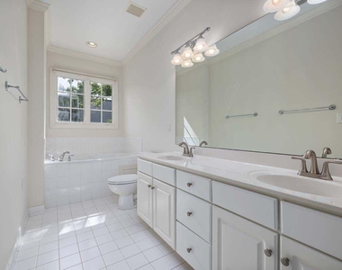 1300 Cameron View Court - Photo Thumbnail 18
