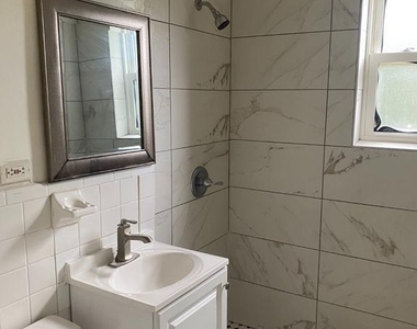 3045 Patrick Henry Drive - Photo Thumbnail 10
