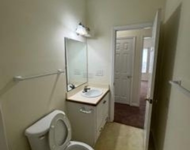 1239 Stoneridge Lane - Photo Thumbnail 13