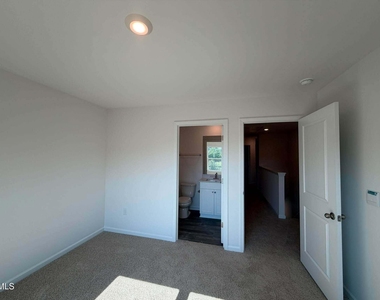 8755 Asher Gray Way - Photo Thumbnail 17