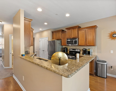 8331 Primanti Boulevard - Photo Thumbnail 4