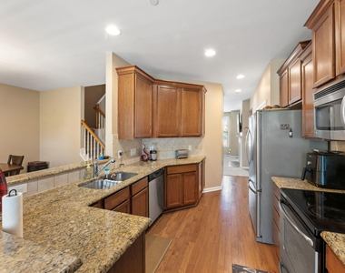 8331 Primanti Boulevard - Photo Thumbnail 6