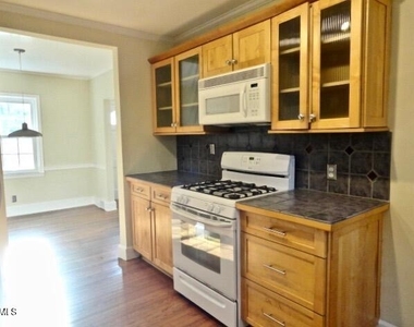 1618 Delaware Avenue - Photo Thumbnail 9