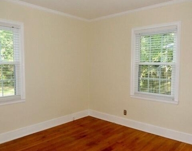 1618 Delaware Avenue - Photo Thumbnail 13
