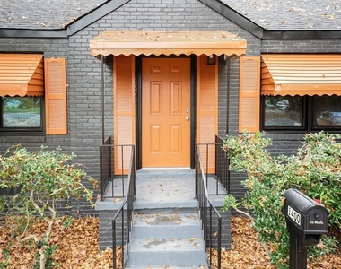 1400 Rosewood Avenue - Photo Thumbnail 1