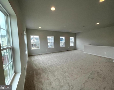 200 Norland Knoll Dr - Photo Thumbnail 6
