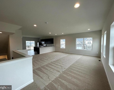 200 Norland Knoll Dr - Photo Thumbnail 4