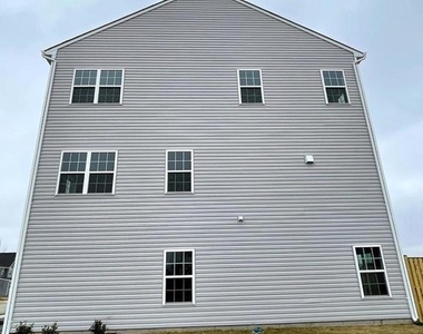 200 Norland Knoll Dr - Photo Thumbnail 13