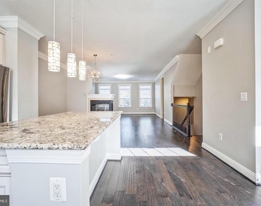 4304 Edosomwan Lane - Photo Thumbnail 13