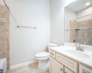 4304 Edosomwan Lane - Photo Thumbnail 8