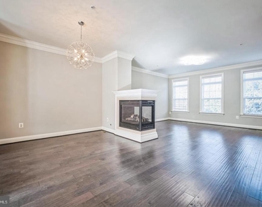 4304 Edosomwan Lane - Photo Thumbnail 16