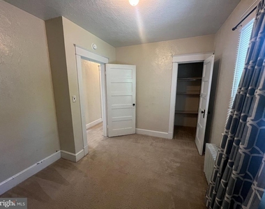 813 Marye Street - Photo Thumbnail 10