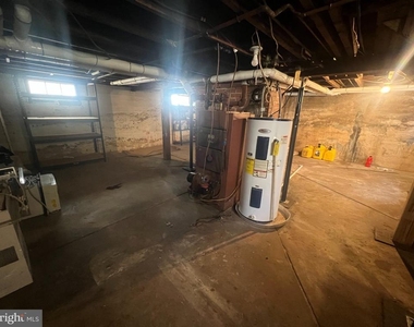 813 Marye Street - Photo Thumbnail 18