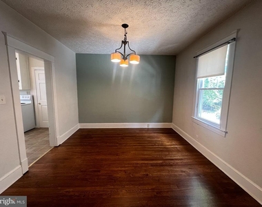 813 Marye Street - Photo Thumbnail 3
