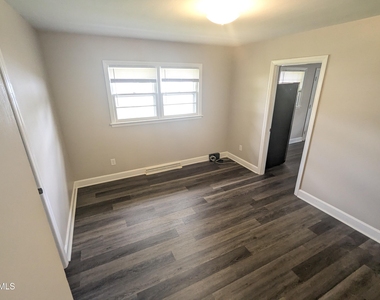500 N Wilba Road - Photo Thumbnail 4