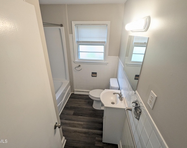 500 N Wilba Road - Photo Thumbnail 2