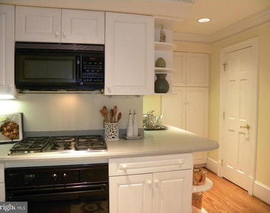 460 Union Street S - Photo Thumbnail 9