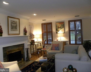 460 Union Street S - Photo Thumbnail 1