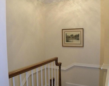 460 Union Street S - Photo Thumbnail 11