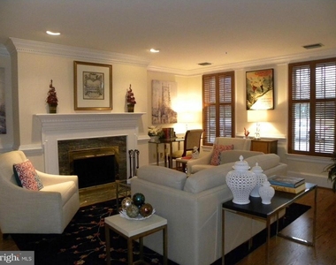 460 Union Street S - Photo Thumbnail 5