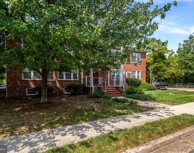 1800 Dewitt Avenue - Photo Thumbnail 2