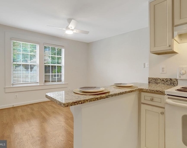1800 Dewitt Avenue - Photo Thumbnail 11