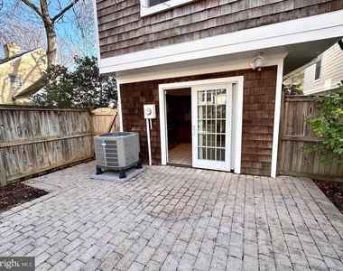 505 Carlisle Drive - Photo Thumbnail 15