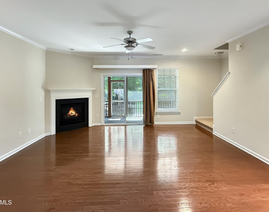 2449 Memory Ridge Drive - Photo Thumbnail 3