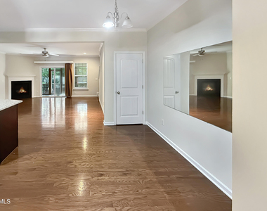 2449 Memory Ridge Drive - Photo Thumbnail 2