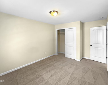 2449 Memory Ridge Drive - Photo Thumbnail 14