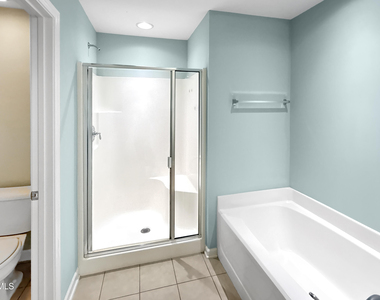 2449 Memory Ridge Drive - Photo Thumbnail 10