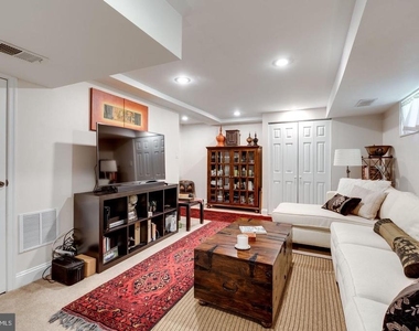 247 Evans Lane - Photo Thumbnail 25