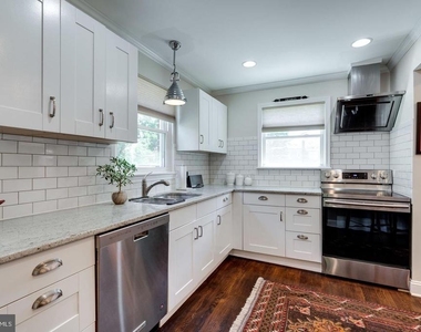 247 Evans Lane - Photo Thumbnail 9