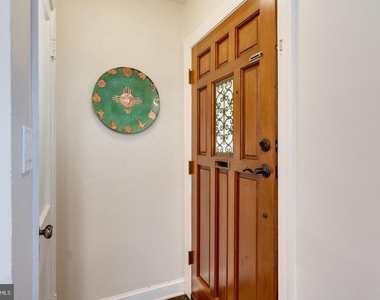 247 Evans Lane - Photo Thumbnail 4