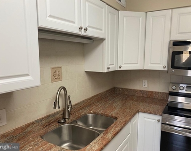 5500 Holmes Run Parkway - Photo Thumbnail 10