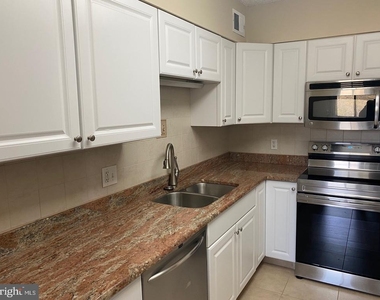 5500 Holmes Run Parkway - Photo Thumbnail 6