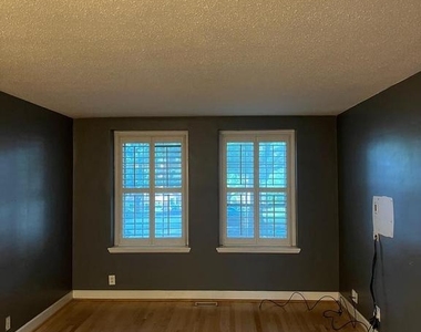 2938 S Columbus Street - Photo Thumbnail 6