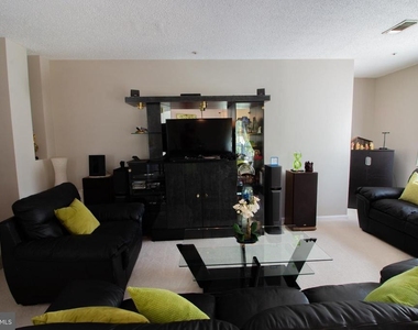 265 S Pickett Street - Photo Thumbnail 3