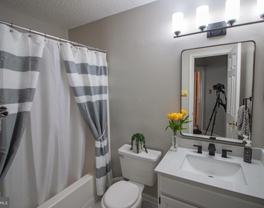 265 S Pickett Street - Photo Thumbnail 15