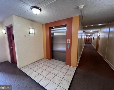 75 S Reynolds Street - Photo Thumbnail 3