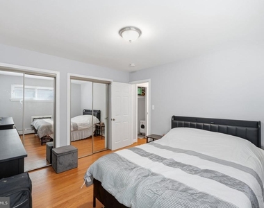 1104 S Cleveland Street - Photo Thumbnail 14